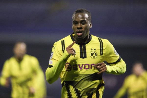 Transaction ends! Desky: Blues  third offer for 55 million euros Gittens, which has been rejected by Dortmund