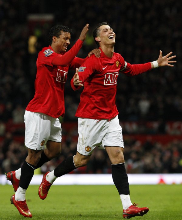 Nani: Ronaldo is a machine & is different. Melo is sometimes criticized for being retired and we will understand.
