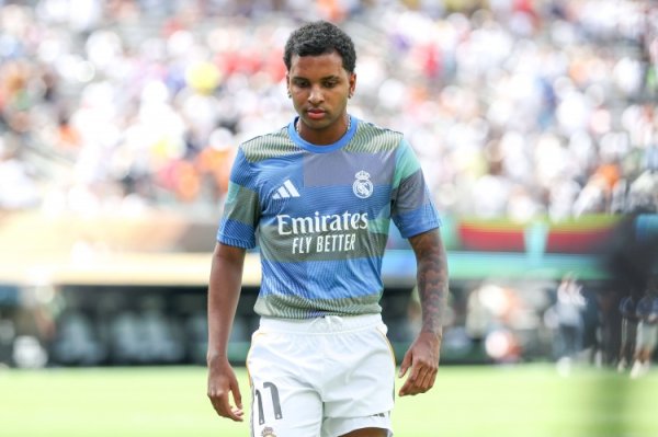 Skira: Liverpool asks Real Madrid for information about Rodrigo and intends to let him take over Dias