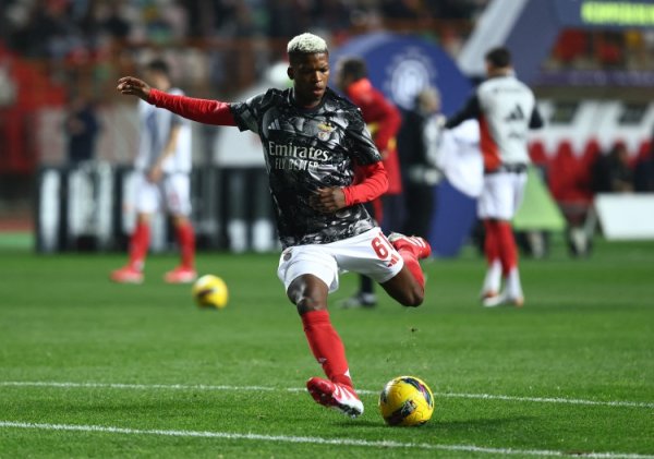 Romano: Burnley is close to renting first and then buying Benfica midfielder Florentino, with a total price of 26 million euros