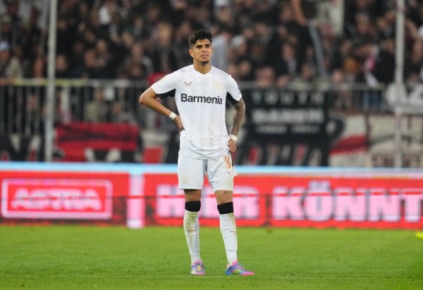 This round of substitutes! Reporter: Because there is no problem with Kapier s transaction, the transfer to Arsenal will be completed soon