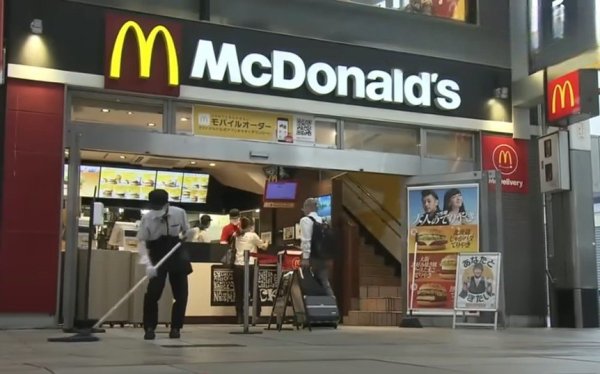 92 years old is still working in McDonald! Grandma proudly said that “I never had back pain before I was 90 years old” revealed the must-eat food for three meals a day
