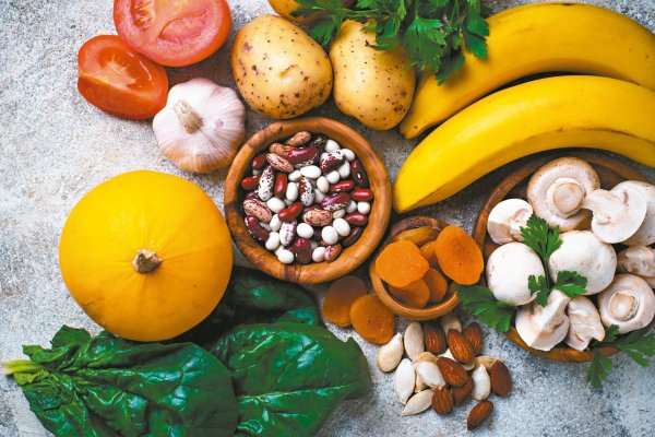 Health food is not the better the more you eat. Long-term high dose supplementation and kidney-enhancing stone risk
