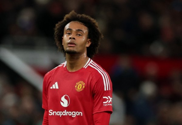 Annual salary of 3.6 million euros! MIDI: Roma plans to sign Manchester United striker Zirkzee in winter window