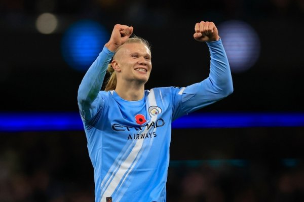 Haaland scored 54 goals in the Champions League before the age of 26, and his goals in the Champions League at the same age were only less than Messi s